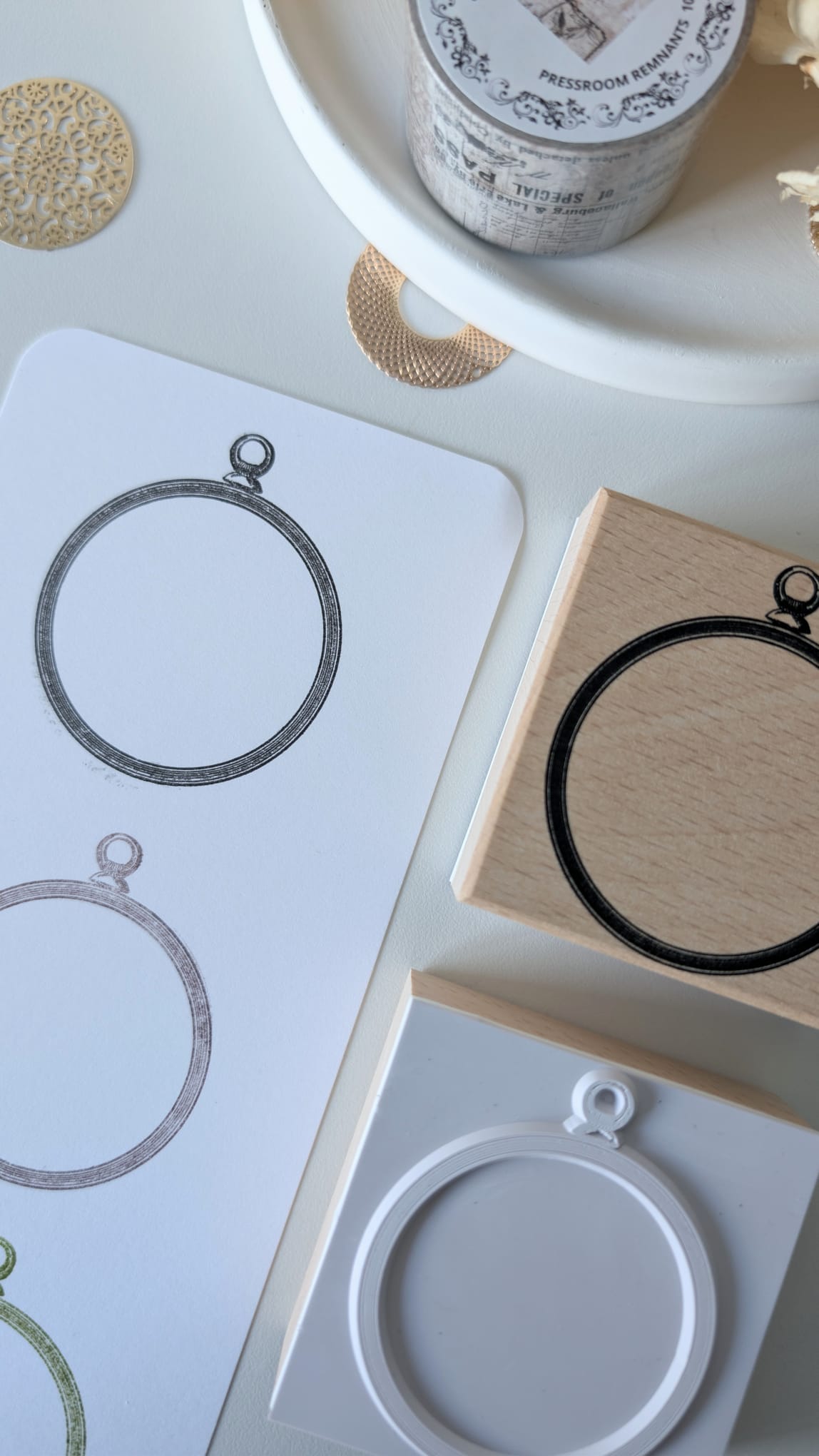 Vintage Keepsake Beechwood Rubber Stamp | 6cm Vintage Frame Stamp for Journaling